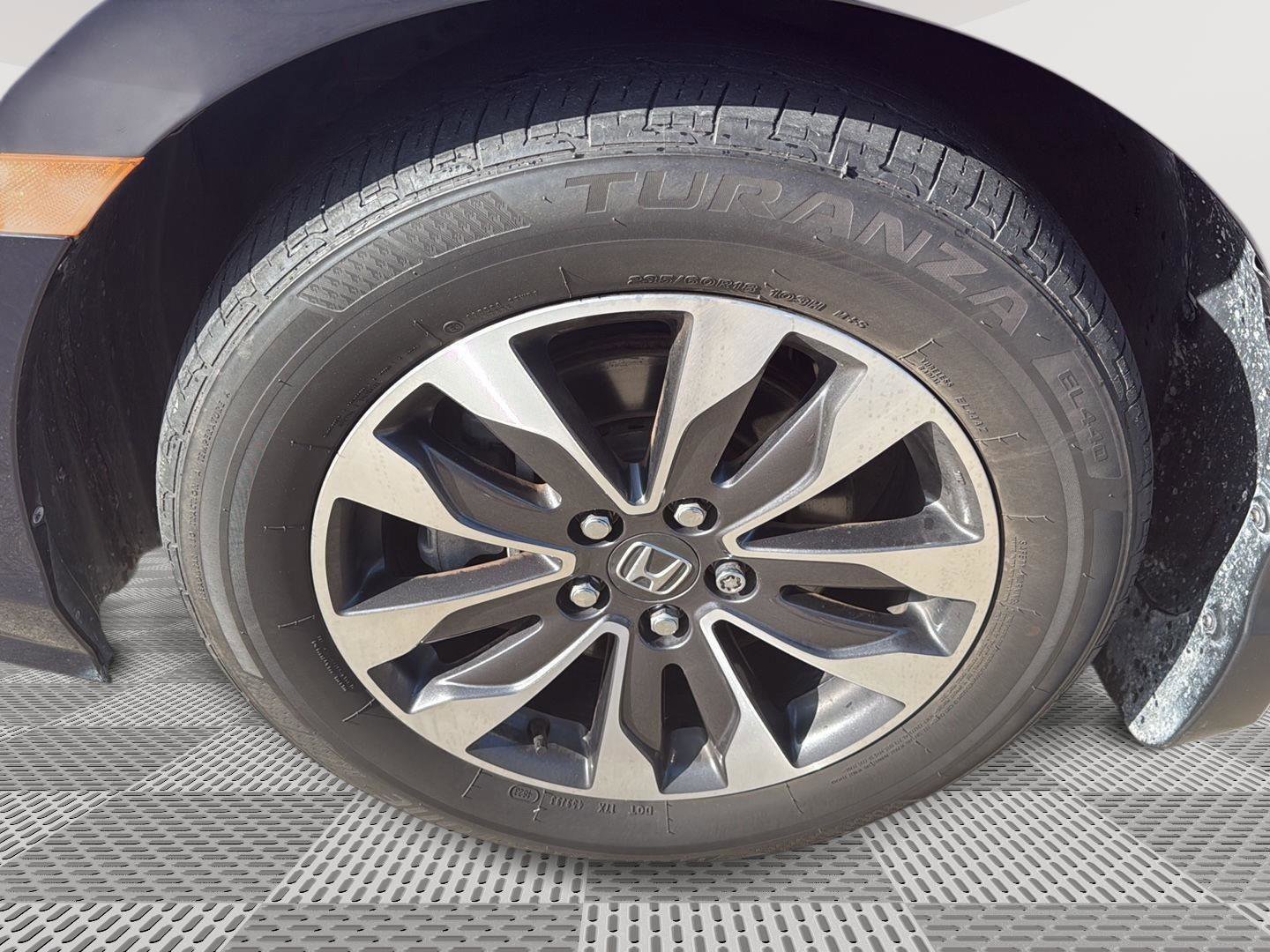 Used 2024 Honda Odyssey EX-L image 9