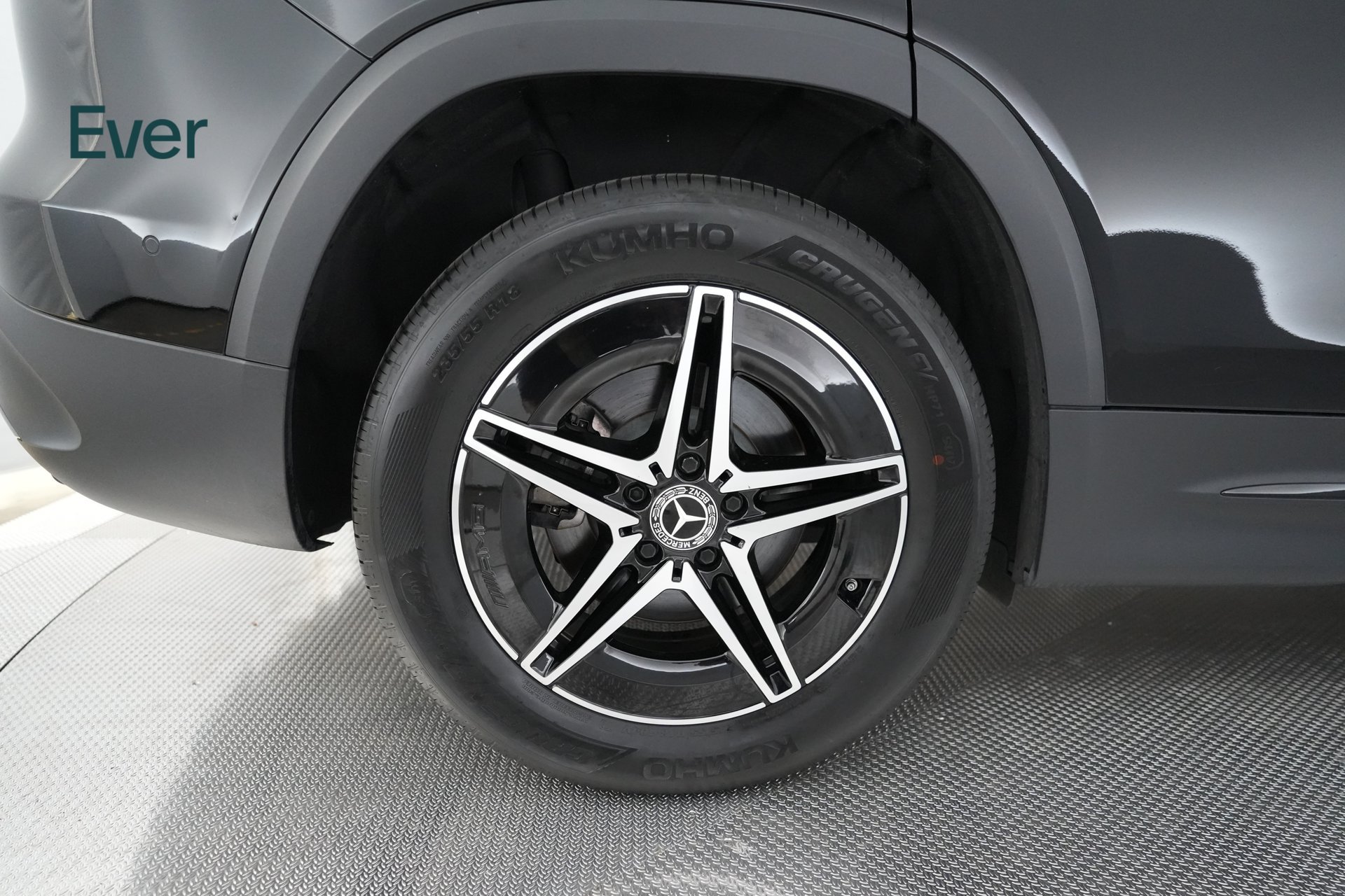 Used 2024 Mercedes-Benz EQB 250+ image 19