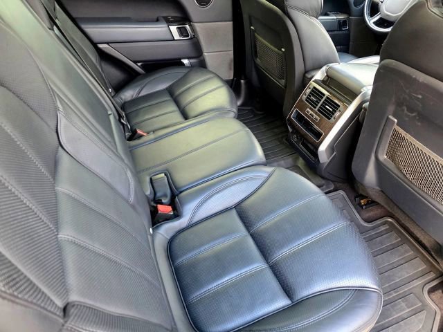 Used 2014 Land Rover Range Rover Sport HSE AWD/4WD image 32