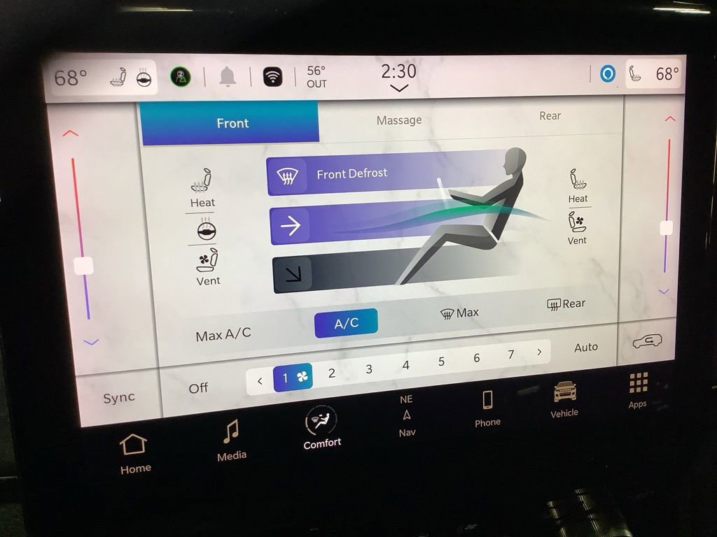 Used 2023 Jeep Grand Cherokee L Overland w/ Advanced Protech Group III image 39