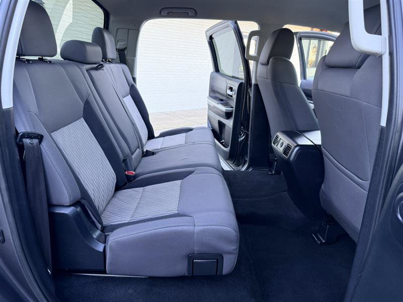 Used 2017 Toyota Tundra SR5 AWD/4WD image 16