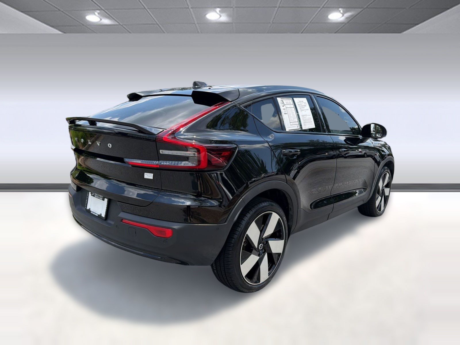Certified 2023 Volvo C40 P8 Recharge Ultimate AWD/4WD image 9