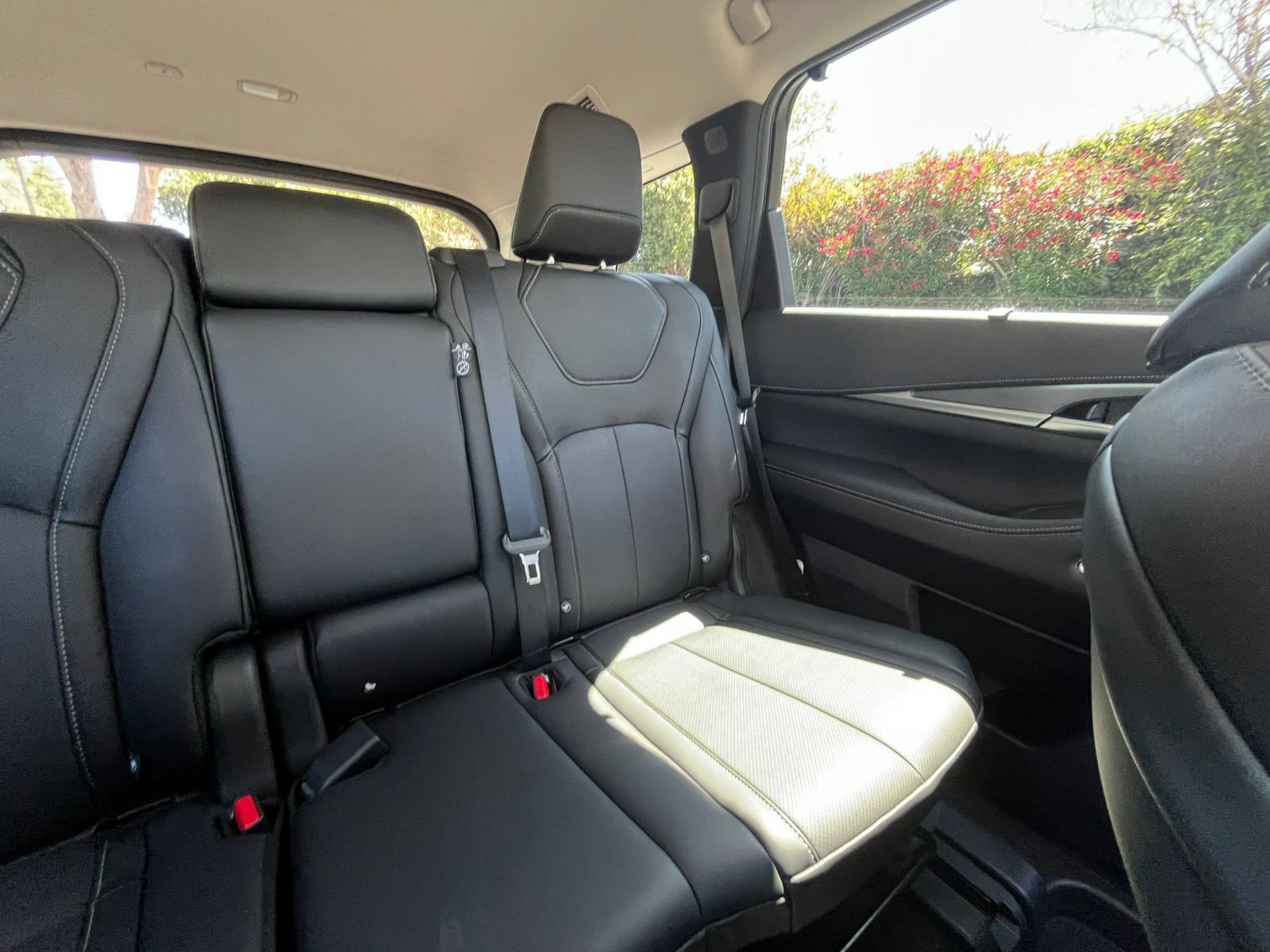 Used 2026 INFINITI QX60 Luxe AWD/4WD image 42