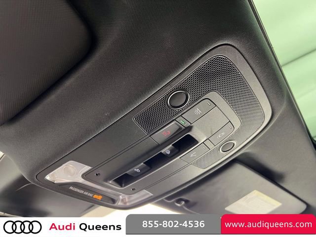 Used 2023 Audi Q3 2.0T Premium w/ Convenience Package AWD/4WD image 34