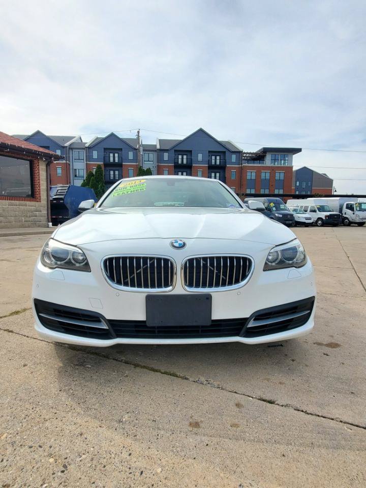 Used 2014 BMW 535i xDrive Sedan AWD/4WD image 2