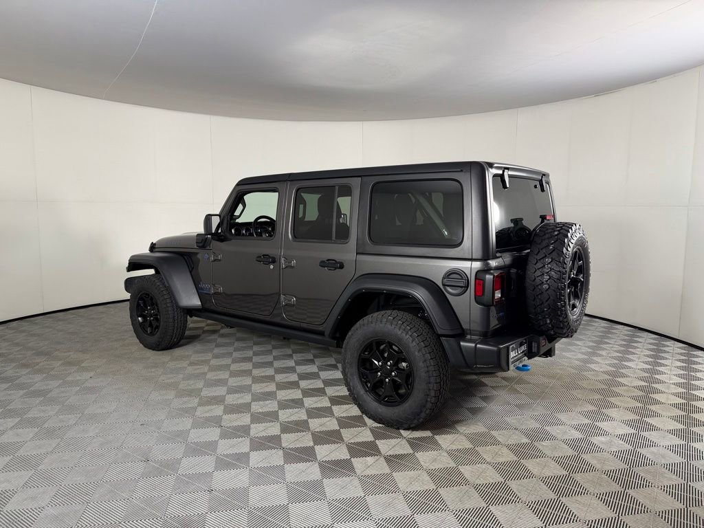 Used 2023 Jeep Wrangler Unlimited w/ Cold Weather Group AWD/4WD image 9