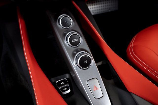 Certified 2019 Ferrari Portofino image 42