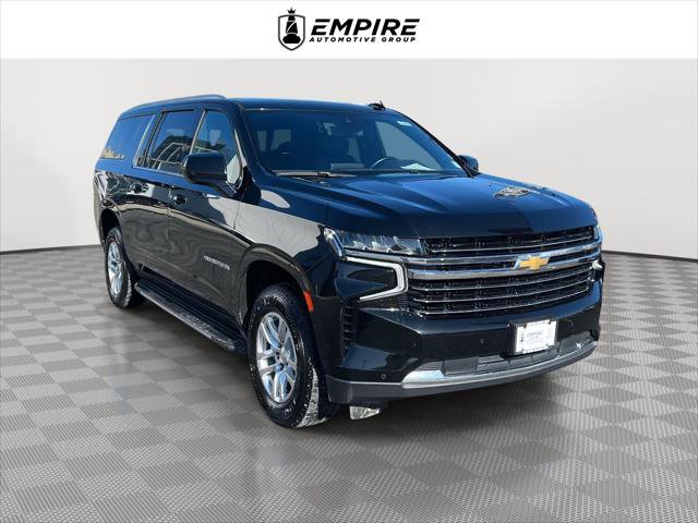 Used 2024 Chevrolet Suburban LT image 1