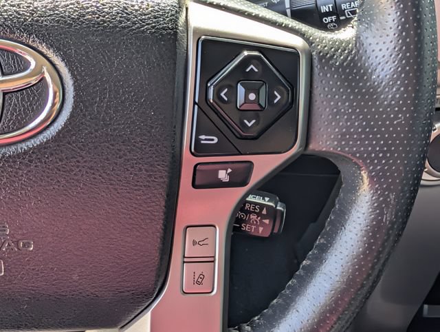 Used 2022 Toyota 4Runner Limited AWD/4WD image 22