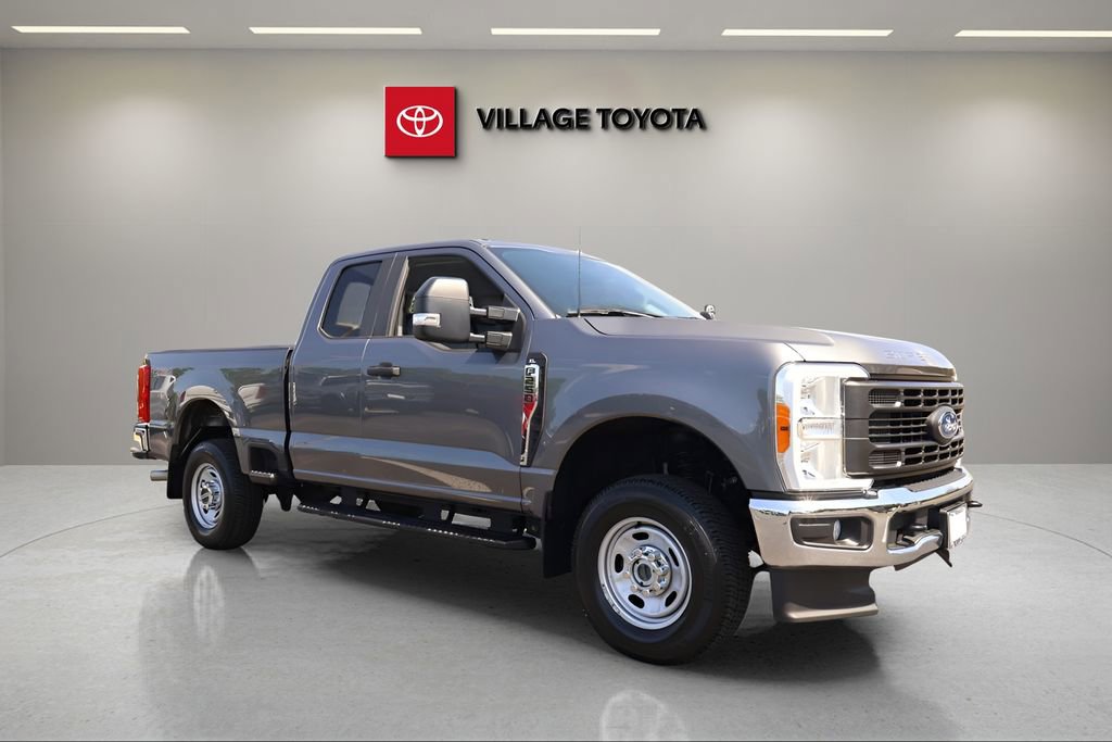 Used 2023 Ford F250 XL w/ Snow Plow Prep Package AWD/4WD image 7