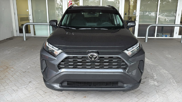 Used 2025 Toyota RAV4 LE AWD/4WD image 2