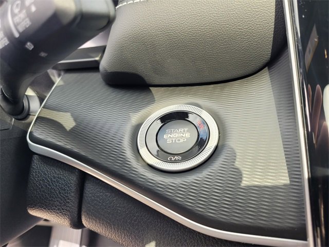 New 2025 Jeep Grand Cherokee Altitude image 29