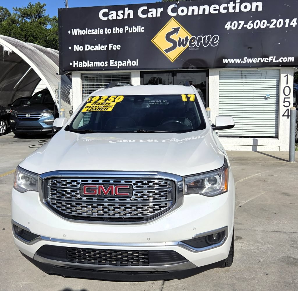 Used 2017 GMC Acadia Denali w/ Technology Package AWD/4WD image 2