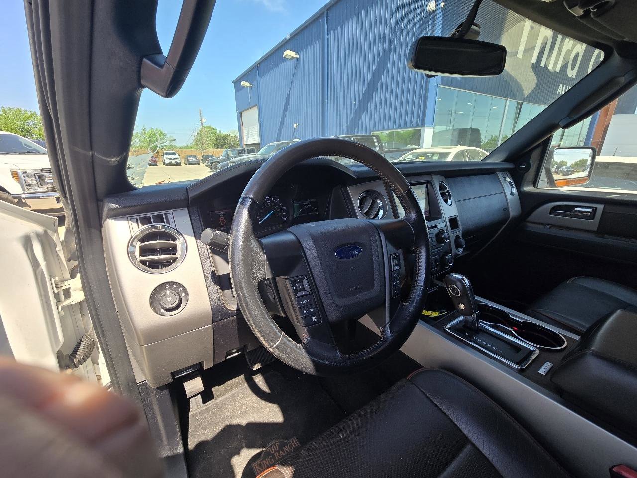 Used 2017 Ford Expedition King Ranch image 4