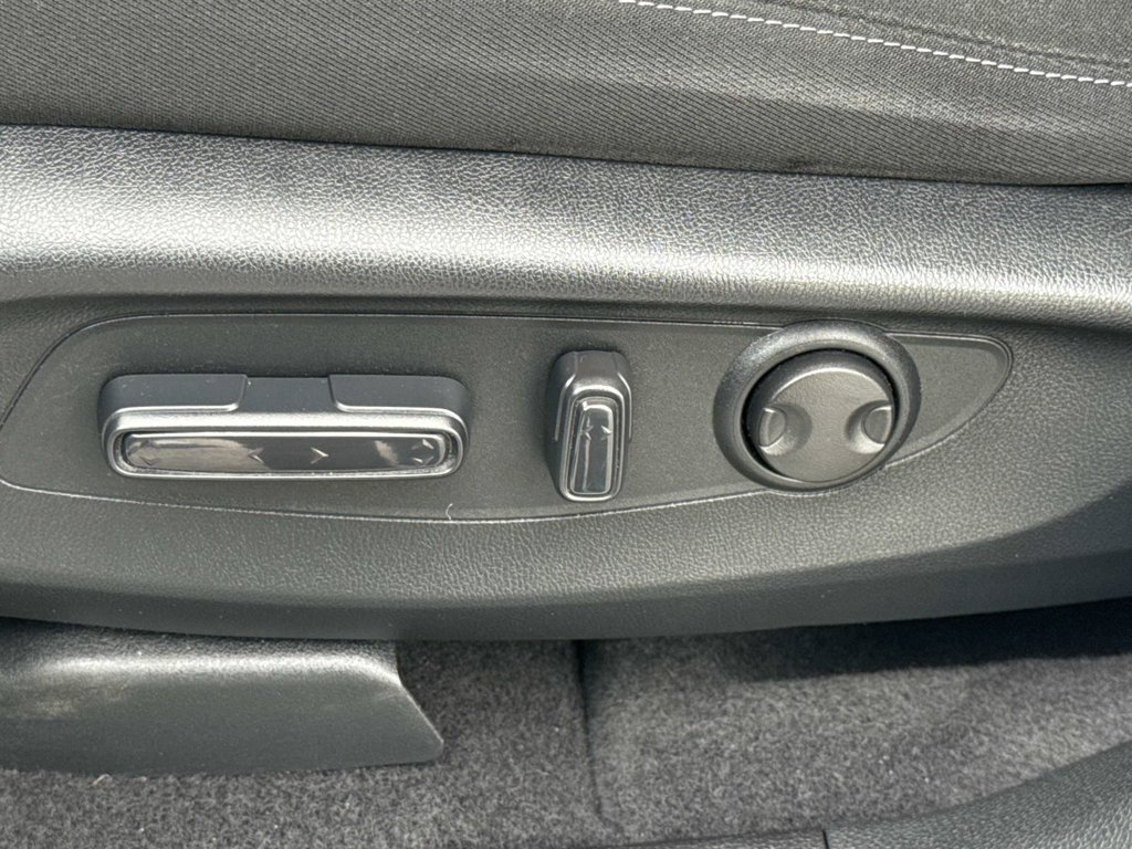 Used 2024 Honda CR-V EX image 17