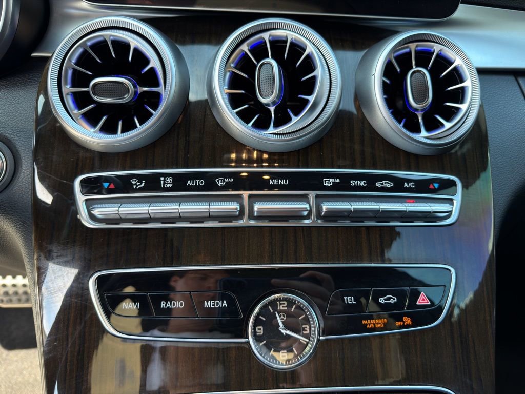 Used 2020 Mercedes-Benz C 300 Sedan image 25