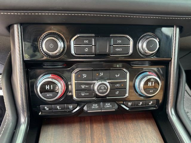 Certified 2024 GMC Yukon Denali Ultimate image 17
