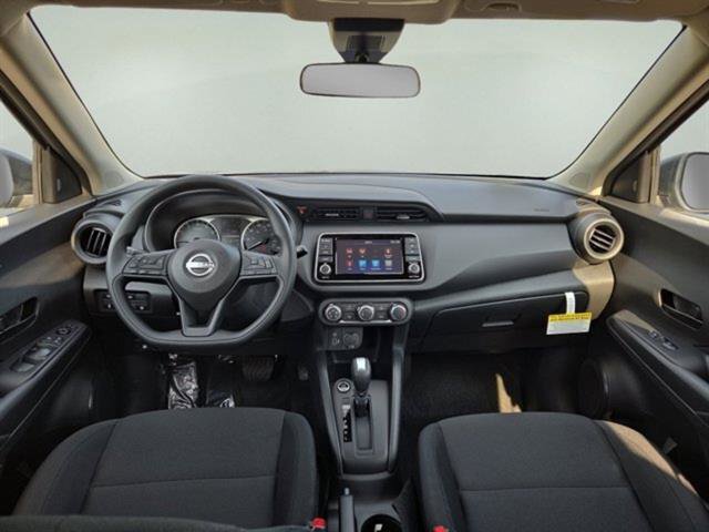 New 2025 Nissan Kicks Play S image 22