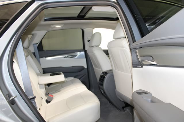Certified 2023 Cadillac XT5 Premium Luxury AWD/4WD image 13