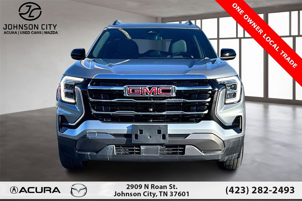 Used 2025 GMC Terrain Elevation w/ Elevation Premium Package image 3