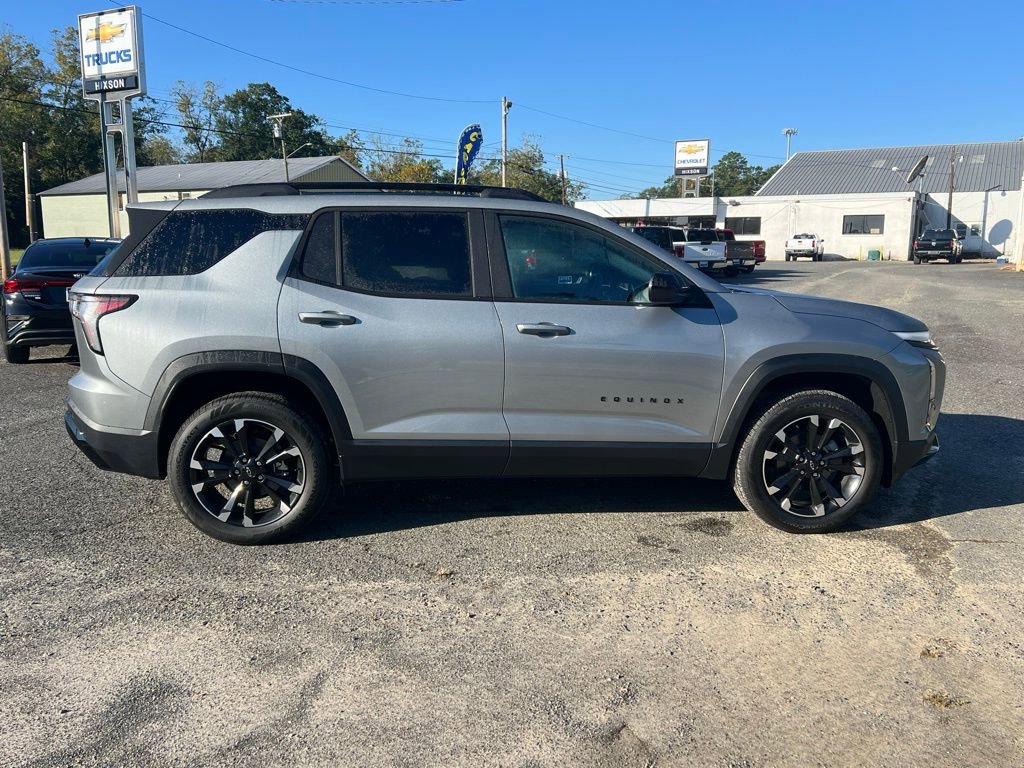 New 2026 Chevrolet Equinox RS w/ LPO, Floor Liner Package image 9