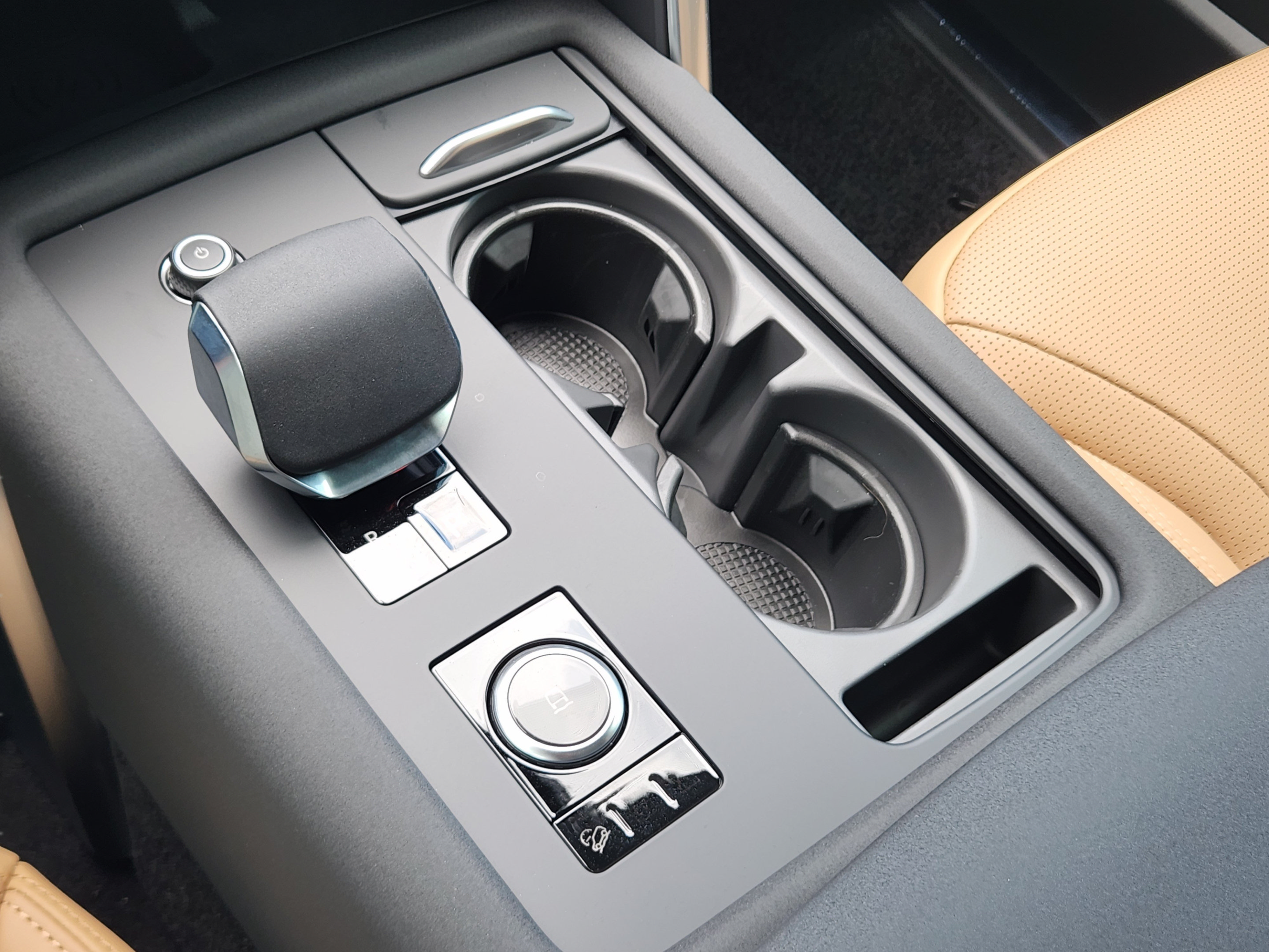 New 2026 Land Rover Discovery Dynamic SE AWD/4WD image 16
