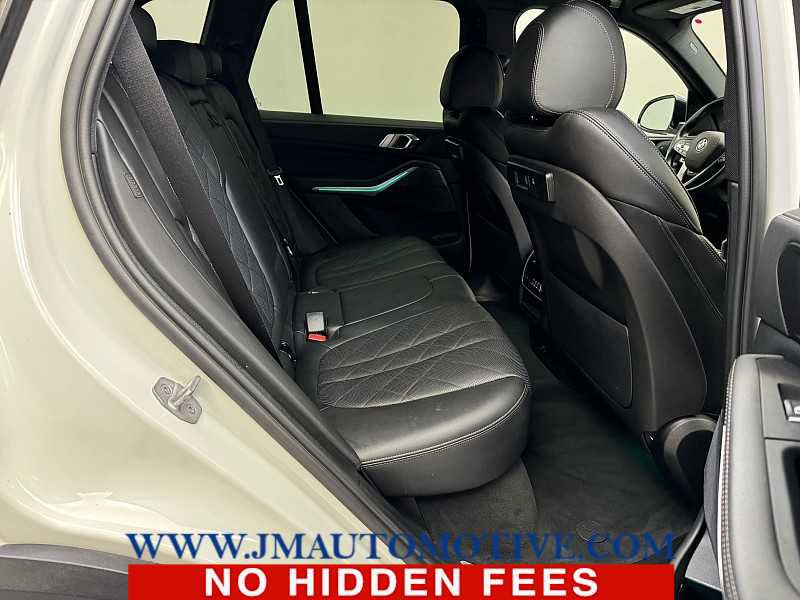Used 2023 BMW X5 xDrive40i w/ Premium Package AWD/4WD image 18