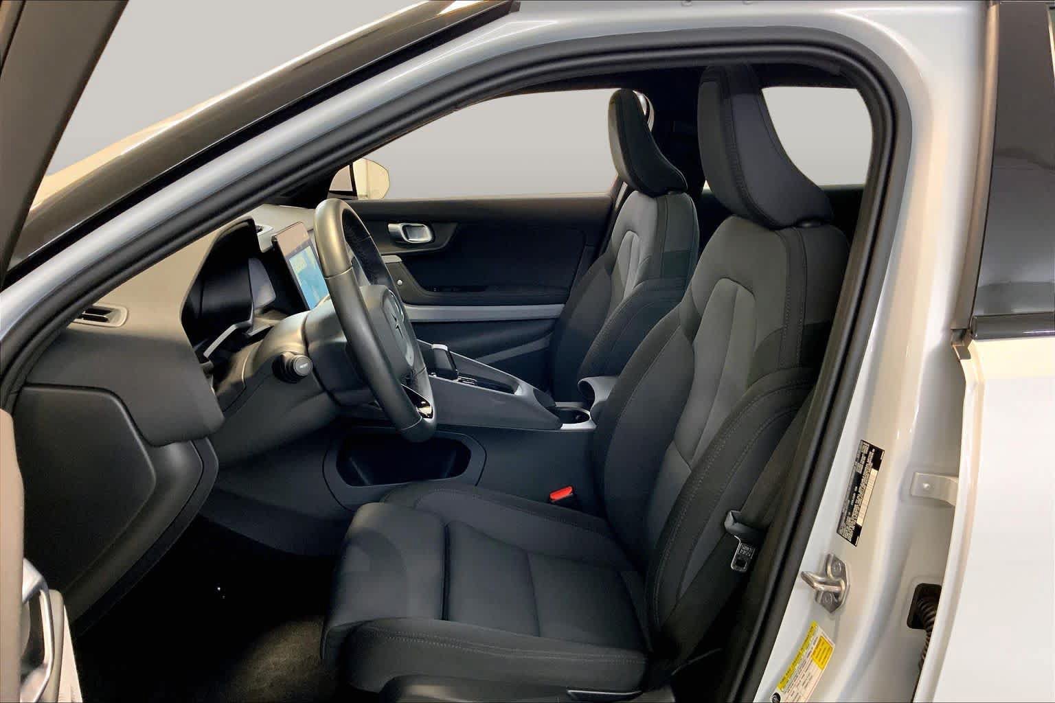 Used 2022 Polestar Polestar 2 w/ Plus Package AWD/4WD image 7