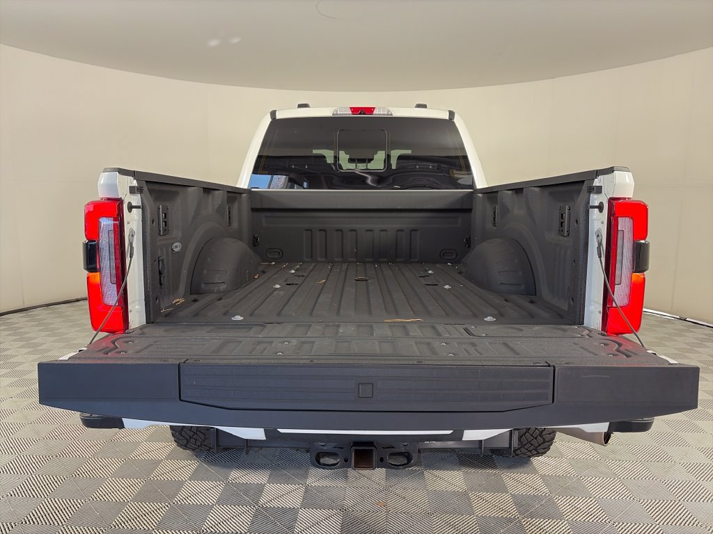 Used 2025 Ford F350 Platinum w/ Tremor Off-Road Package AWD/4WD image 28