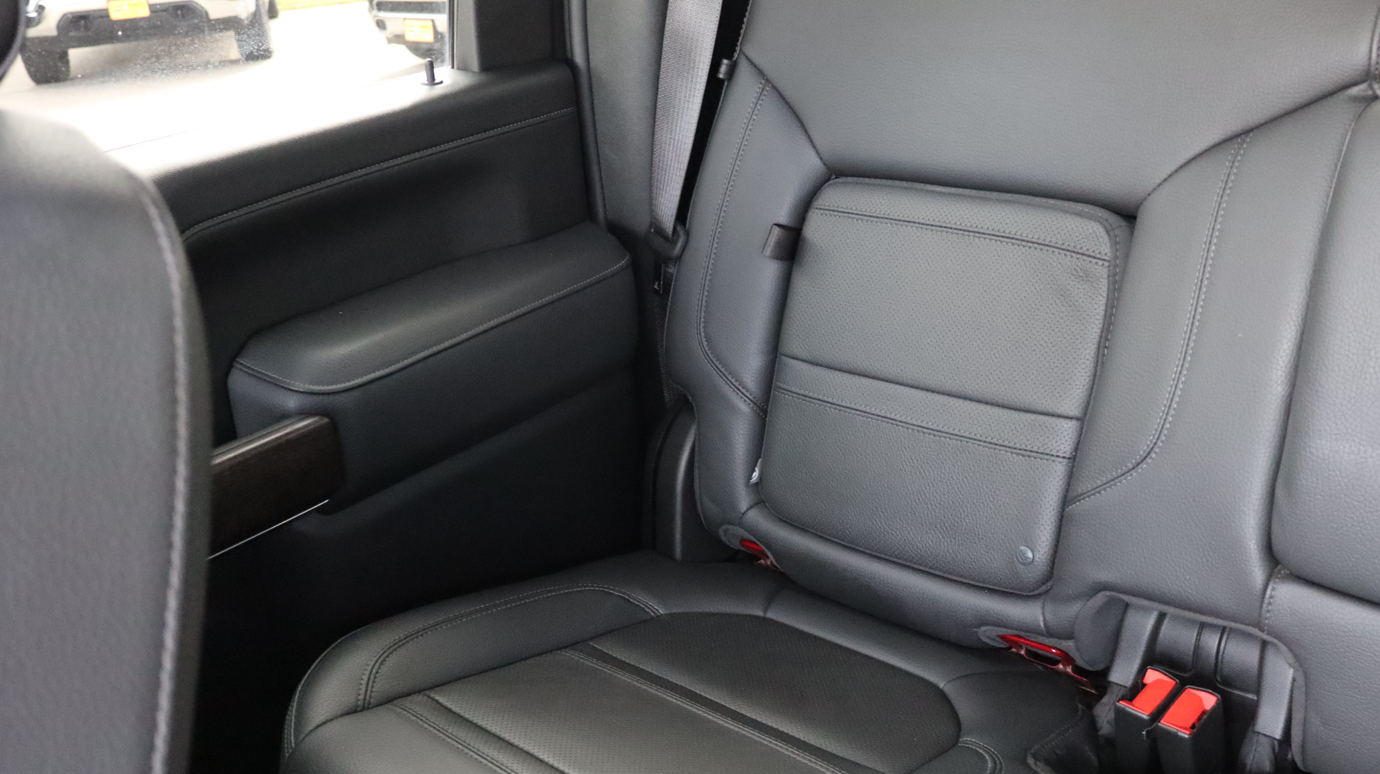 Certified 2023 GMC Sierra 2500 Denali w/ Denali Ultimate Package AWD/4WD image 13