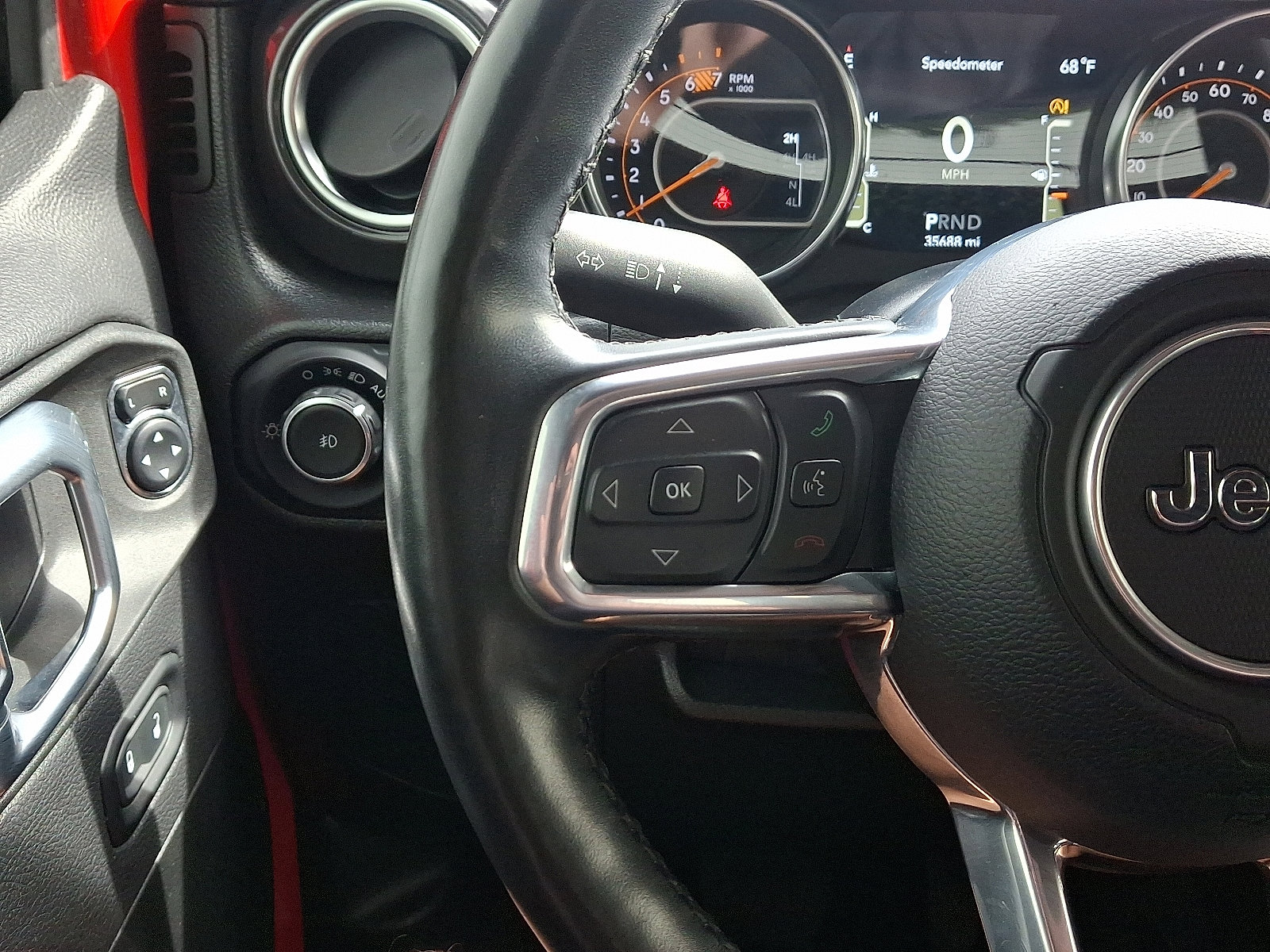 Used 2022 Jeep Wrangler Unlimited Sahara image 22