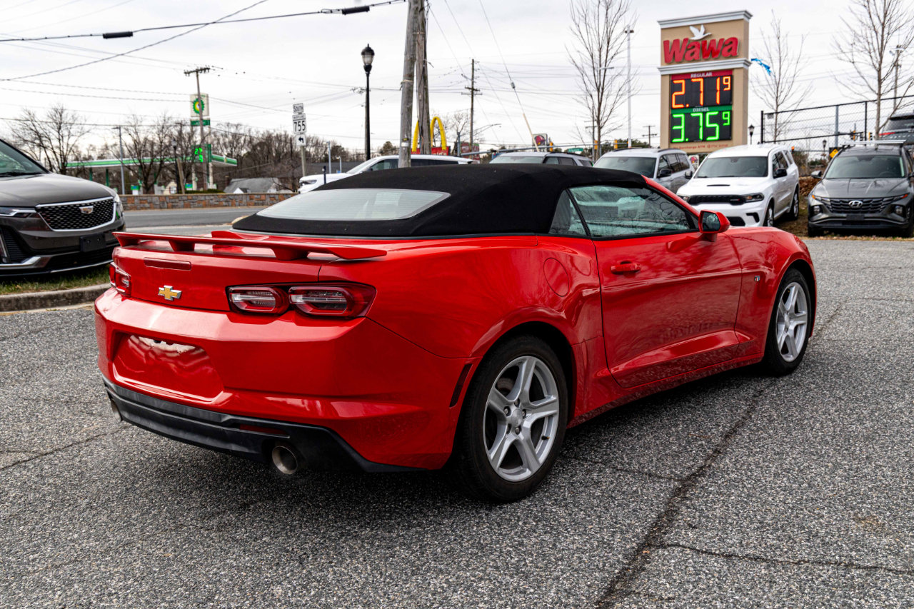 Used 2019 Chevrolet Camaro LT image 6