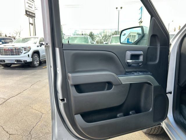 Used 2017 Chevrolet Silverado 1500 LT w/ All Star Edition image 25