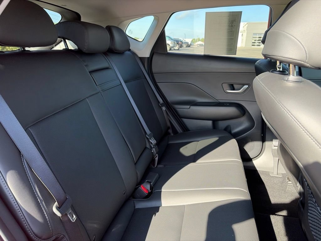 Used 2024 Hyundai Kona Limited AWD/4WD image 14