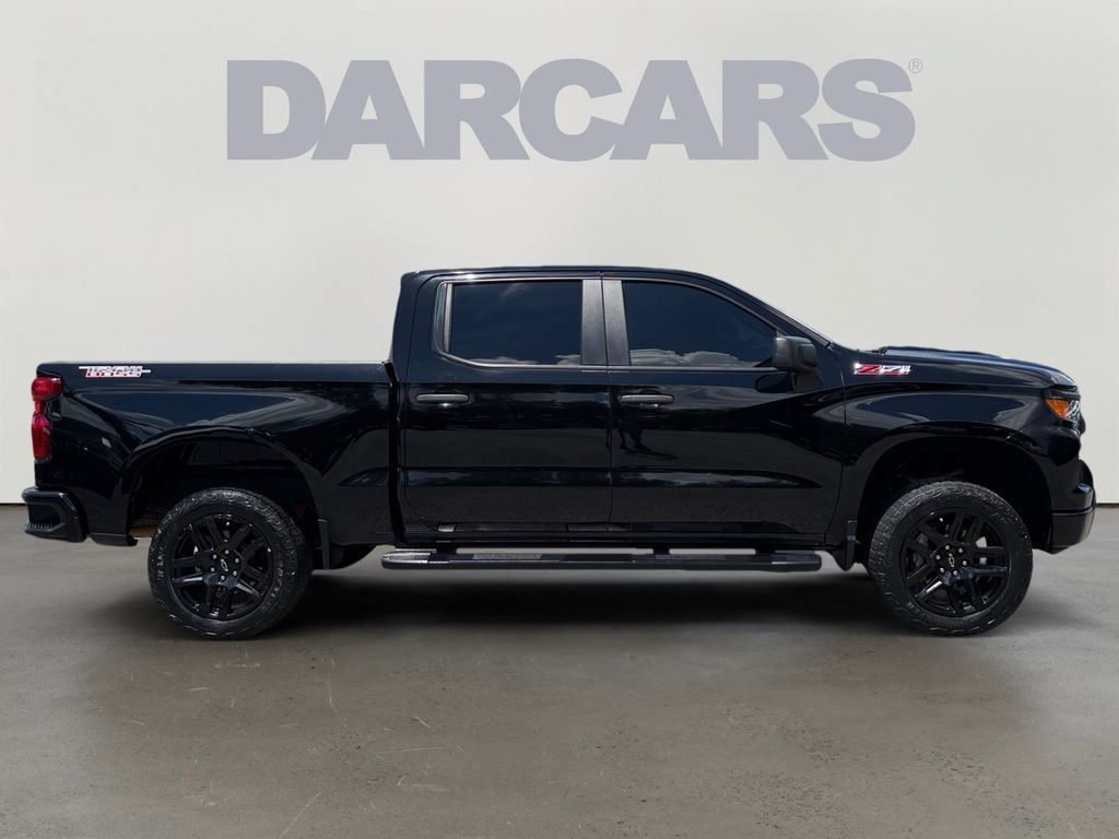 Used 2022 Chevrolet Silverado 1500 Custom Trail Boss w/ LPO, Dark Essentials Package AWD/4WD image 8