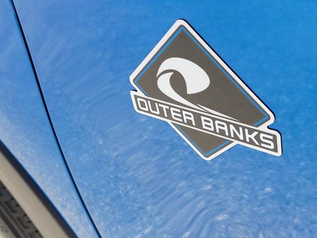 Certified 2025 Ford Bronco Sport Outer Banks w/ Outer Banks Tech Package+ image 9