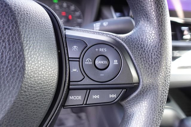 Used 2024 Toyota Corolla LE image 18