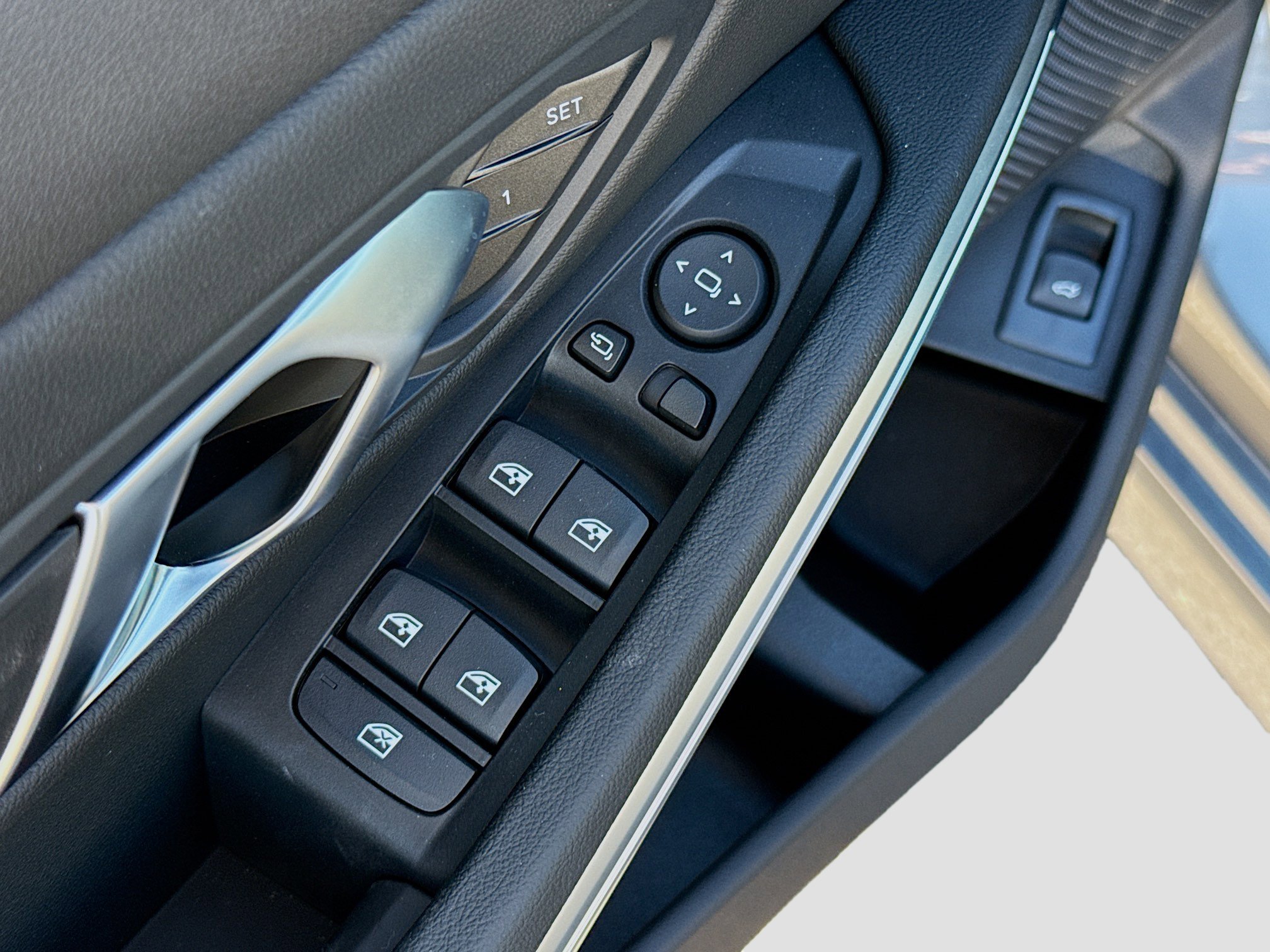 New 2026 BMW 330i Sedan w/ Convenience Package image 24