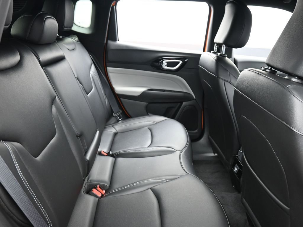 New 2026 Jeep Compass Limited image 18