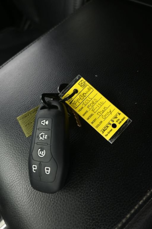 Used 2015 Ford F150 Lariat w/ Equipment Group 502A Luxury AWD/4WD image 21