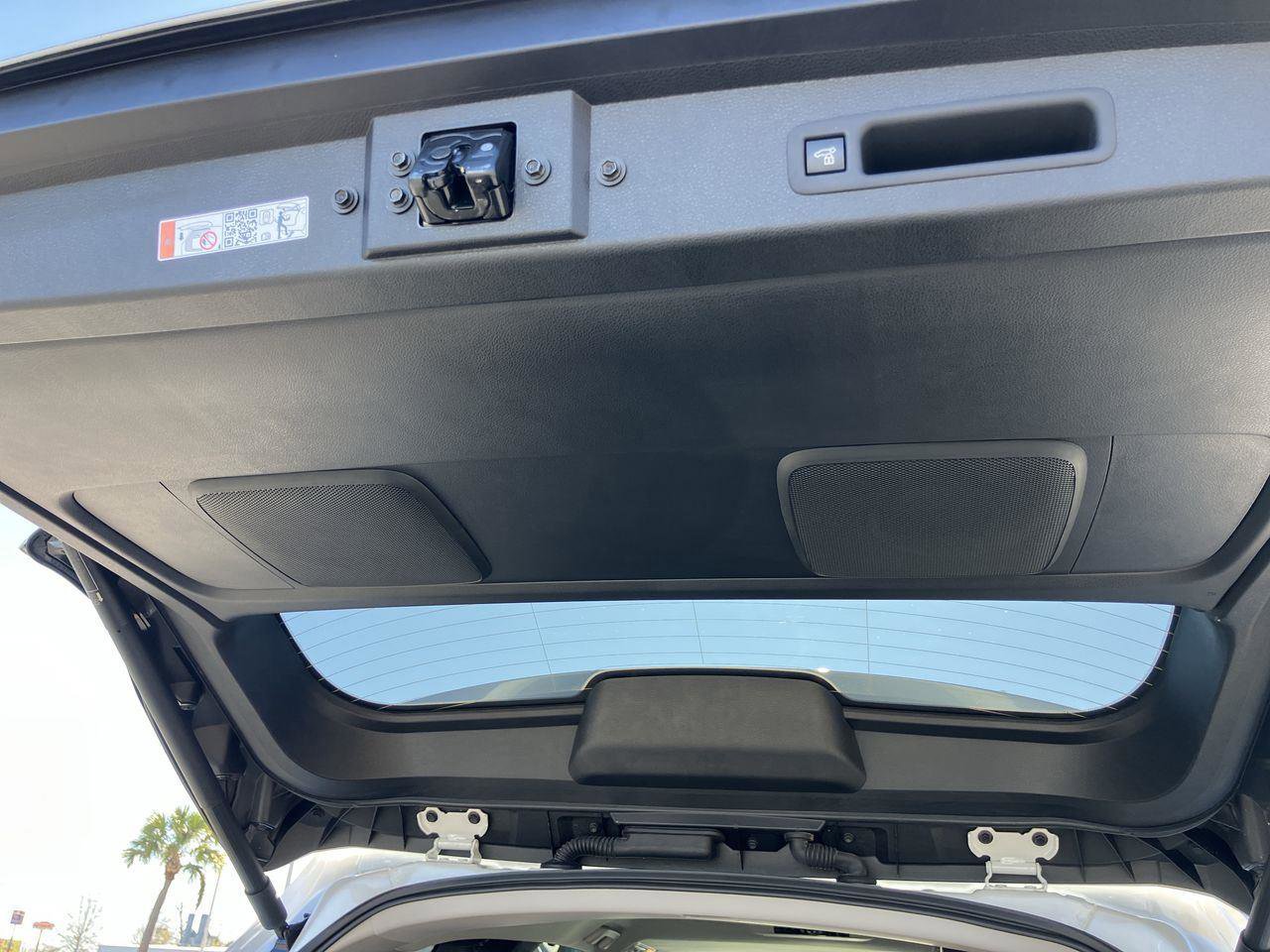 Used 2025 Toyota Sienna XLE image 25