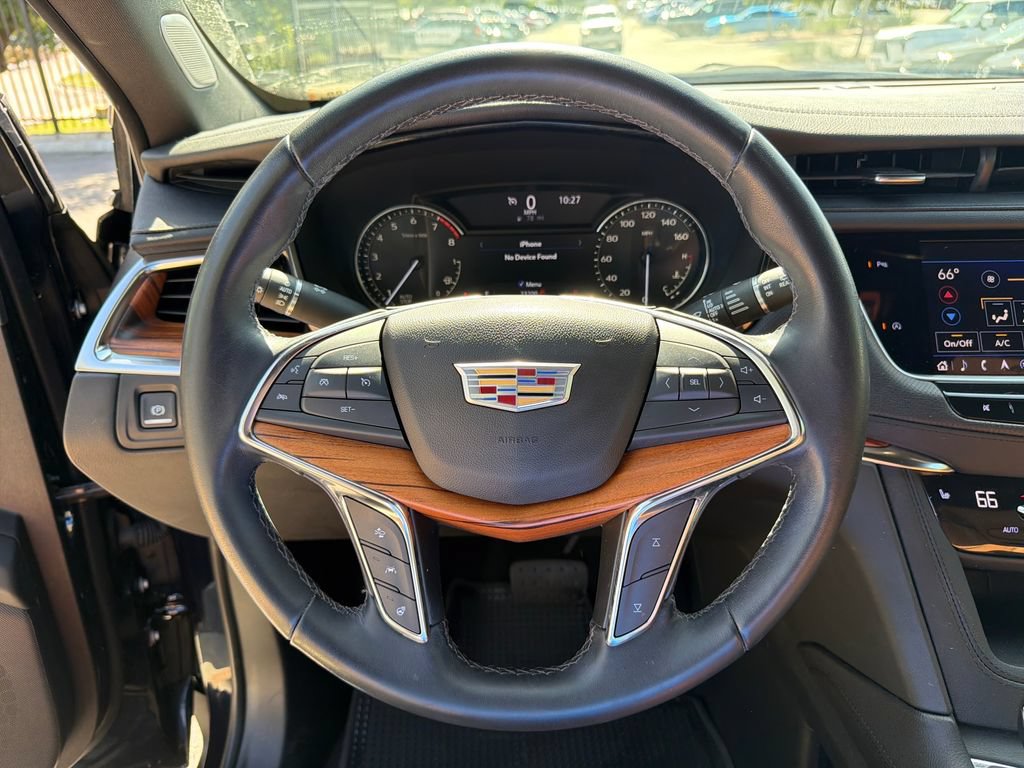 Used 2022 Cadillac XT5 Premium Luxury FWD image 21