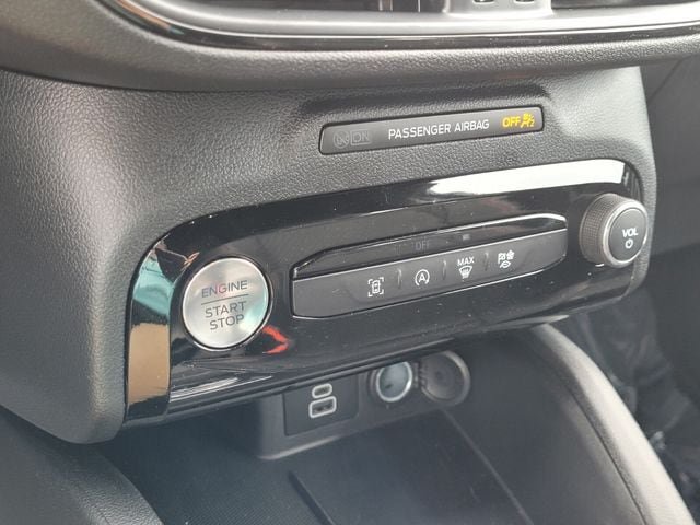 New 2026 Ford Escape ST-Line w/ Tech Pack #1 FWD image 18