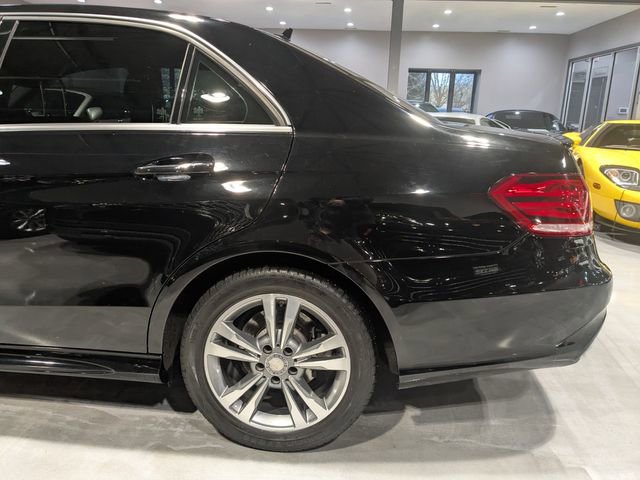 Used 2014 Mercedes-Benz E 250 BlueTEC 4MATIC Sedan image 6
