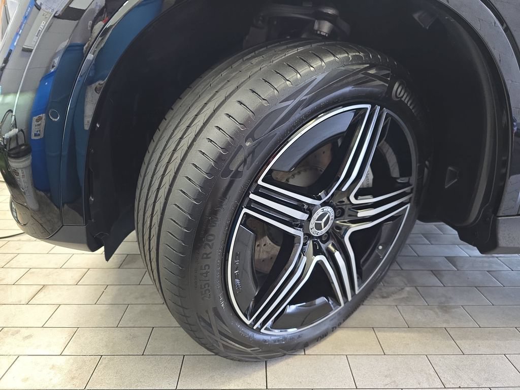 Certified 2026 Mercedes-Benz GLC 300 4MATIC image 33