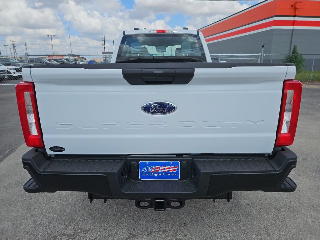 New 2026 Ford F350 XL w/ XL Off-Road Package AWD/4WD image 10