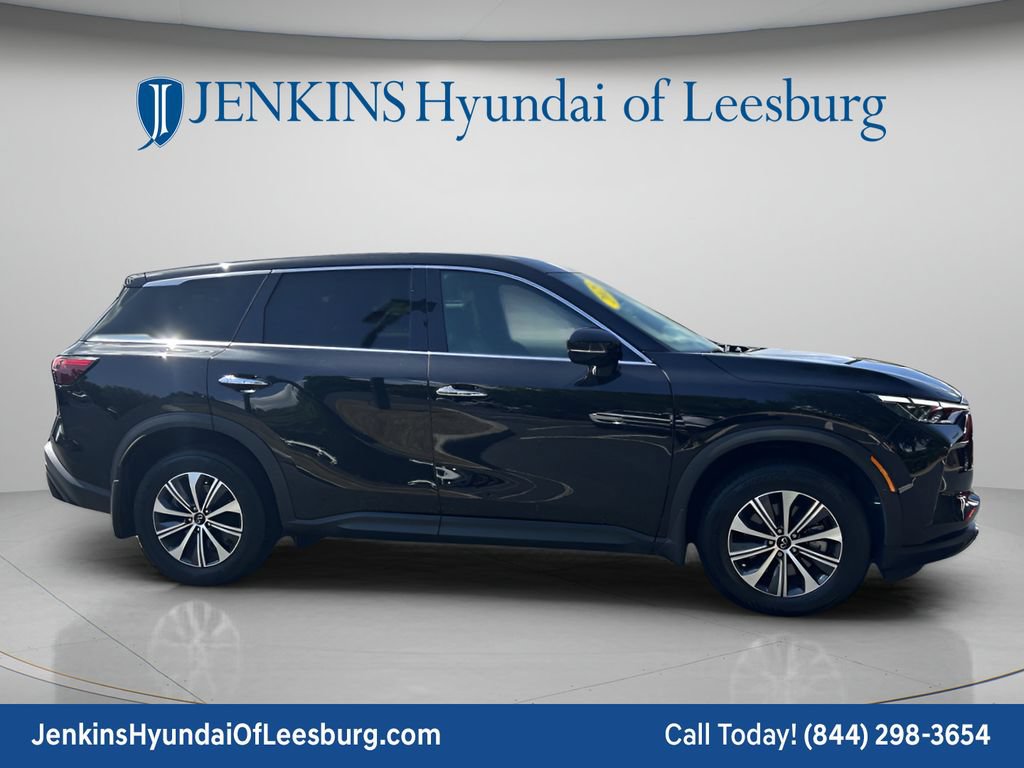 Used 2023 INFINITI QX60 Pure FWD image 1