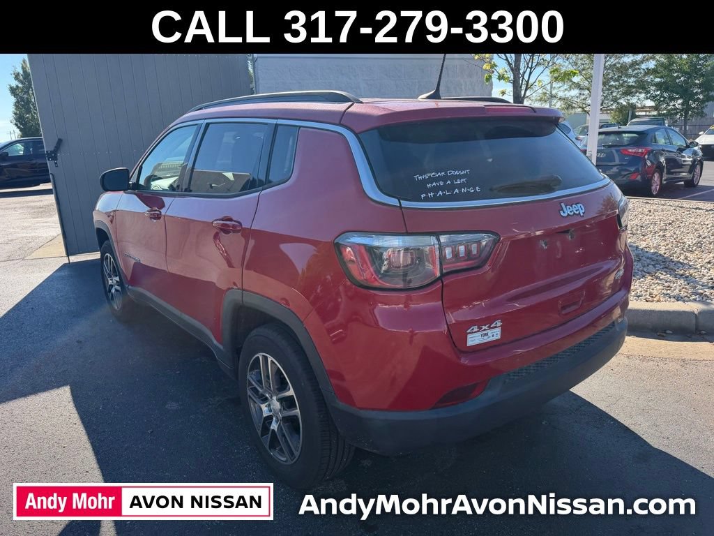 Used 2019 Jeep Compass Latitude w/ Cold Weather Group AWD/4WD image 4