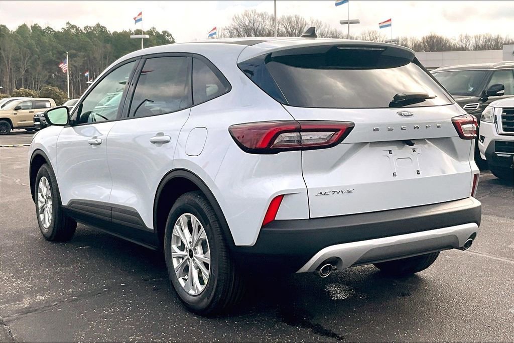 New 2026 Ford Escape Active image 3