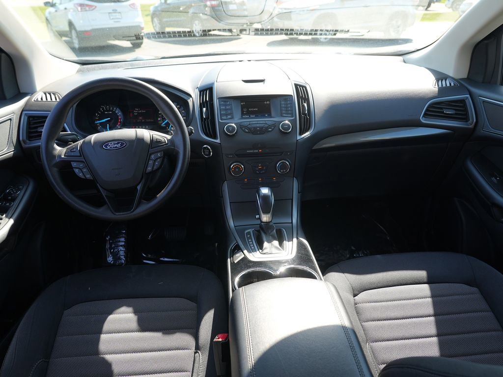 Used 2018 Ford Edge SE AWD/4WD image 25
